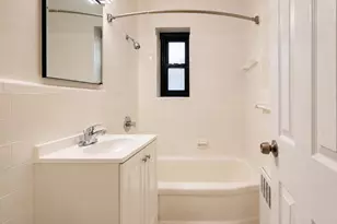 50 Brompton Rd, Great Neck, NY 11021 - Photo 7