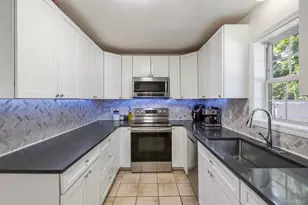 18 Mews Alley, Poughkeepsie, NY 12603 - Photo 11