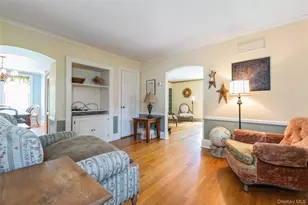 200 Greene Ave, Sayville, NY 11782 - Photo 11