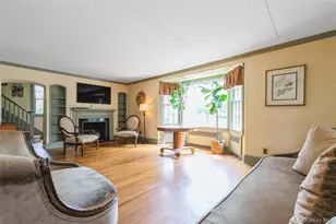 200 Greene Ave, Sayville, NY 11782 - Photo 9