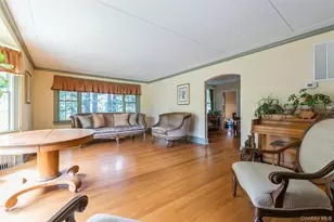 200 Greene Ave, Sayville, NY 11782 - Photo 7