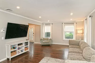 2 Buckingham Meadow Road, East Setauket, NY 11733 - Photo 7
