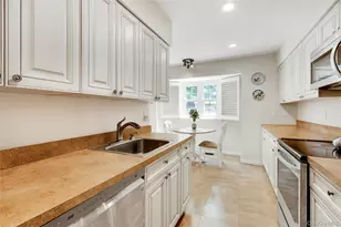 208 Palo Alto Dr, Plainview, NY 11803 - Photo 11
