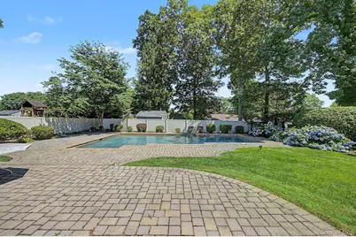 15 Pimlico Drive, Commack, NY 11725 - Photo 33