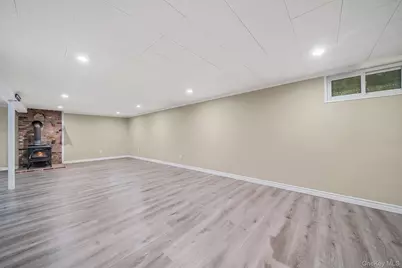 14 Antler Lane, South Setauket, NY 11720 - Photo 17
