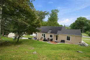 233 Hilltop St, Mahopac, NY 10541 - Photo 19