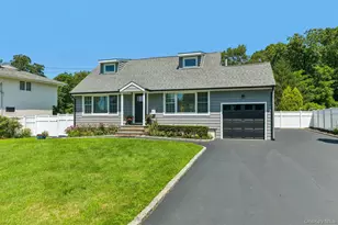 49 Eugene Dr, Kings Park, NY 11754 - Photo 3