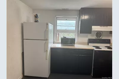 124 Parkdale Drive, North Babylon, NY 11703 - Photo 13