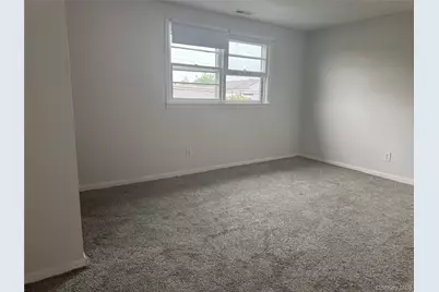 124 Parkdale Drive, North Babylon, NY 11703 - Photo 23