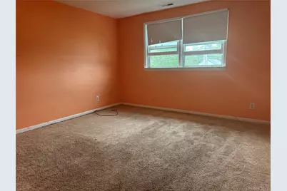 124 Parkdale Drive, North Babylon, NY 11703 - Photo 5
