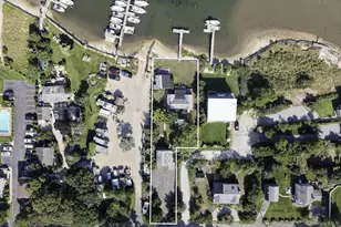 35 Gardners Ln, Hampton Bays, NY 11946 - Photo 3