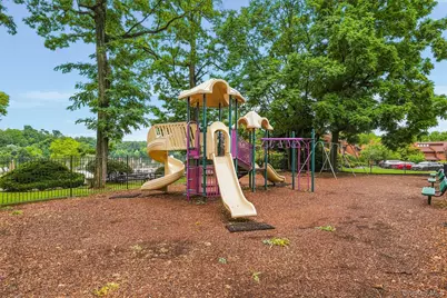 1 Kings Court #A, Mohegan Lake, NY 10547 - Photo 19