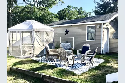 629 East Drive, Lindenhurst, NY 11757 - Photo 5