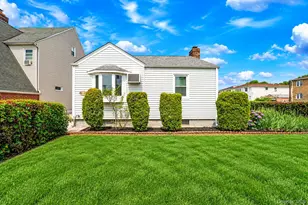 86-02 241st St, Bellerose, NY 11426 - Photo 1