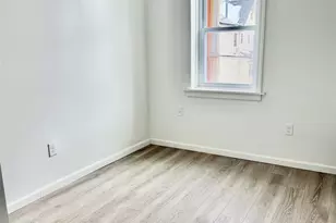 320 Jericho Tpke, Floral Park, NY 11001 - Photo 13