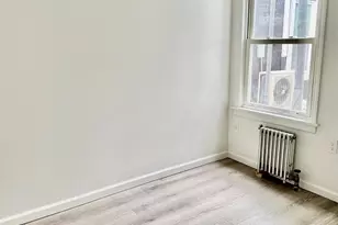 320 Jericho Tpke, Floral Park, NY 11001 - Photo 11