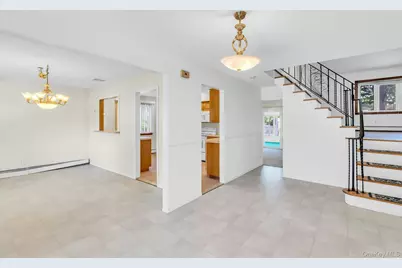 258 Lafayette Road, West Babylon, NY 11704 - Photo 7