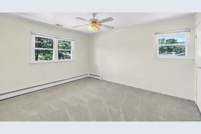 258 Lafayette Road, West Babylon, NY 11704 - Photo 25