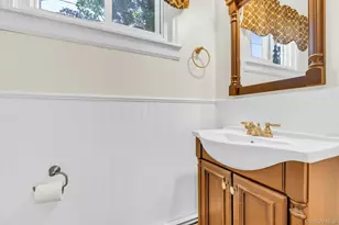 258 Lafayette Rd, West Babylon, NY 11704 - Photo 15