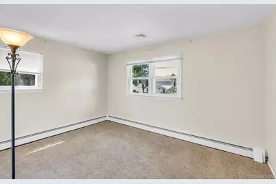 258 Lafayette Road, West Babylon, NY 11704 - Photo 21
