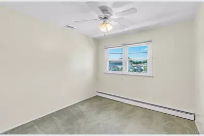 258 Lafayette Road, West Babylon, NY 11704 - Photo 23