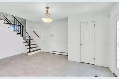258 Lafayette Road, West Babylon, NY 11704 - Photo 5