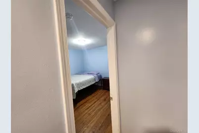 182 New York Avenue, Bay Shore, NY 11706 - Photo 13