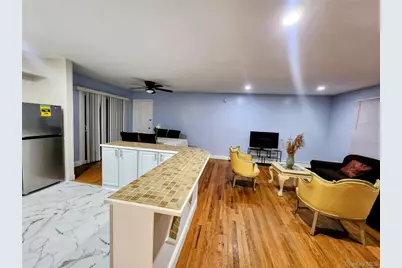 182 New York Avenue, Bay Shore, NY 11706 - Photo 7