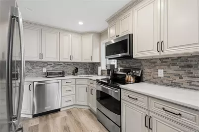 1865 Dover Road, Wantagh, NY 11793 - Photo 9