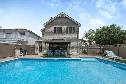 87-17 157th Avenue, Howard Beach, NY 11414 - Photo 33