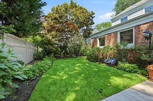 58 Reeve Rd, Rockville Centre, NY 11570 - Photo 33
