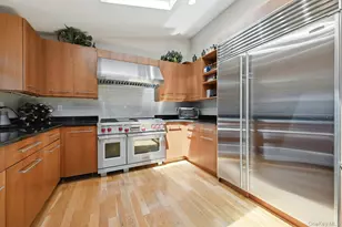 58 Reeve Rd, Rockville Centre, NY 11570 - Photo 13