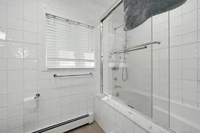 58 Reeve Road, Rockville Centre, NY 11570 - Photo 25
