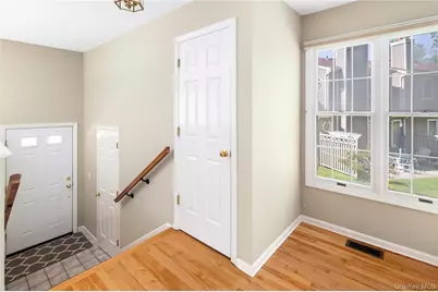 1804 Regent Drive, Mount Kisco, NY 10549 - Photo 3