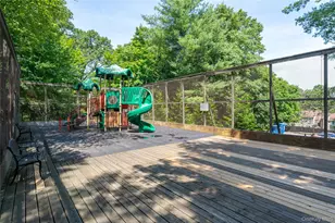 1804 Regent Dr, Mount Kisco, NY 10549 - Photo 39