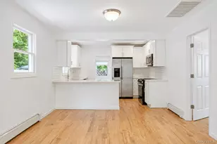 31 Oakland Ave, Port Jefferson Station, NY 11776 - Photo 13