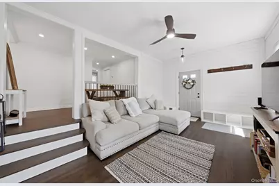 26 Sawyer Avenue, West Babylon, NY 11704 - Photo 5