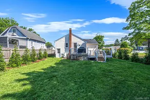 26 Sawyer Ave, West Babylon, NY 11704 - Photo 25