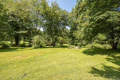 26 Hunns Lake Place, Stanford, NY 12581 - Photo 15