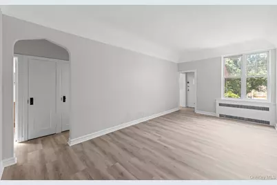 8530 Avenue B, Brooklyn, NY 11236 - Photo 9