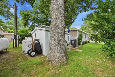 37 Hubbard Avenue #84, Riverhead, NY 11901 - Photo 31
