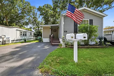 37 Hubbard Avenue #84, Riverhead, NY 11901 - Photo 1