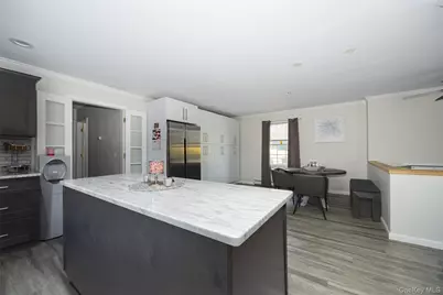 41 Martin Drive, Poughkeepsie, NY 12603 - Photo 9