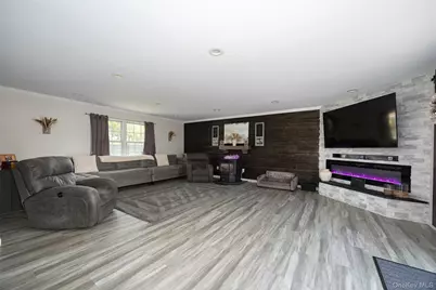 41 Martin Drive, Poughkeepsie, NY 12603 - Photo 3