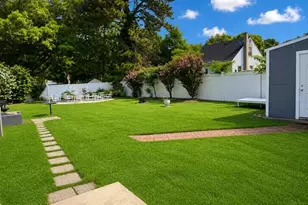 87 S 28th St, Wyandanch, NY 11798 - Photo 11