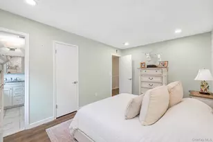 2 Pine St, Huntington, NY 11743 - Photo 15