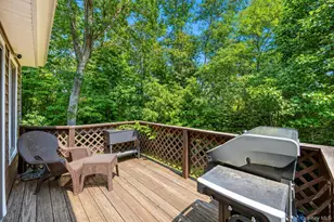 2 Pine St, Huntington, NY 11743 - Photo 33
