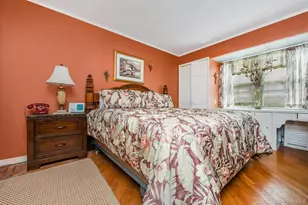 65-30 78th St, Middle Village, NY 11379 - Photo 13