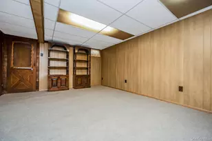 65-30 78th St, Middle Village, NY 11379 - Photo 17