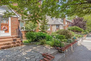 65-30 78th St, Middle Village, NY 11379 - Photo 3